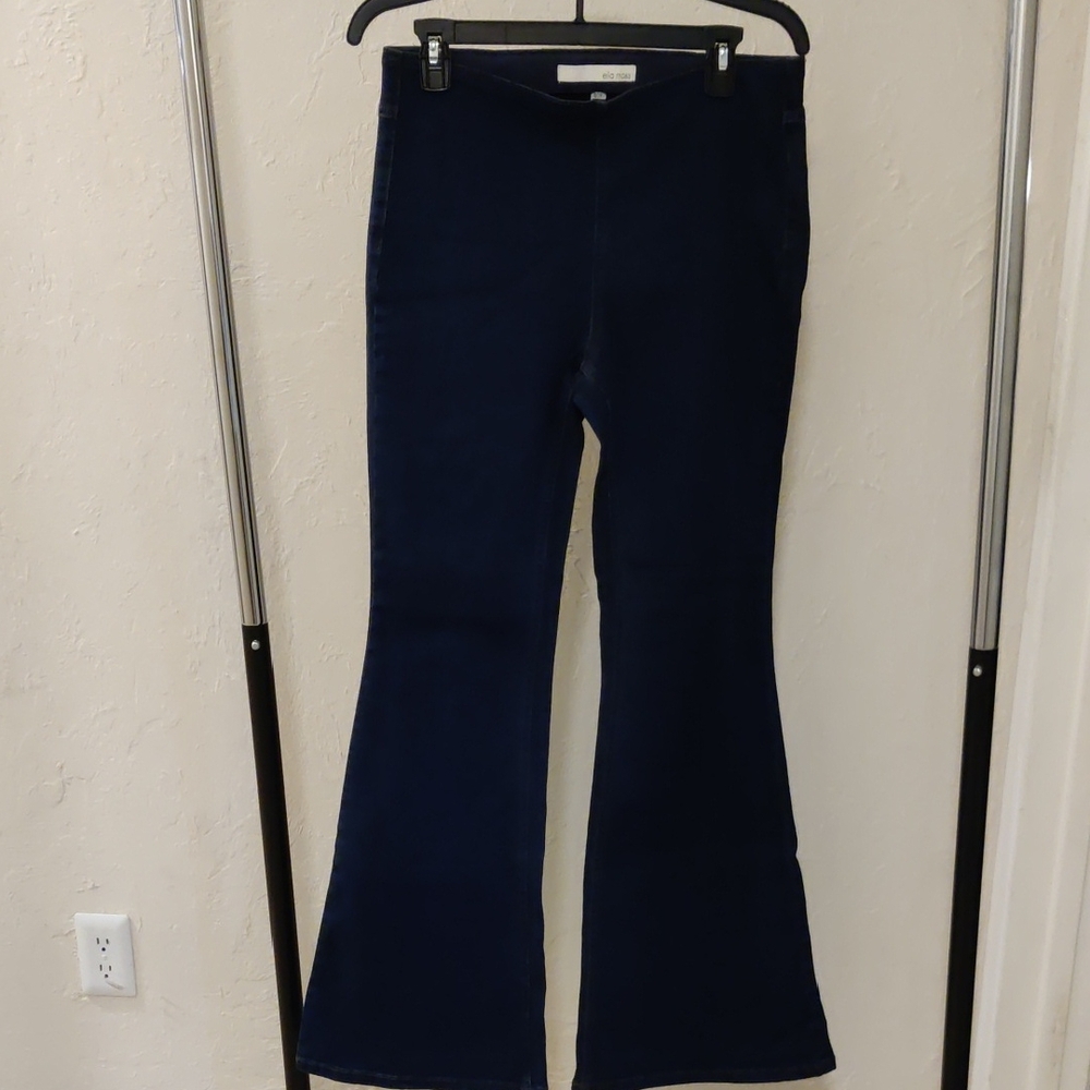 Ella Moss Dark Blue Wash Pull On Flare Stretchy Jeans Size 8/29
